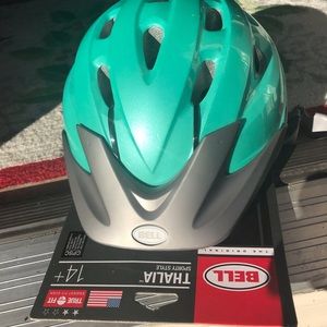 NWT Bell Thalia 14+ Bicycle Helmet
